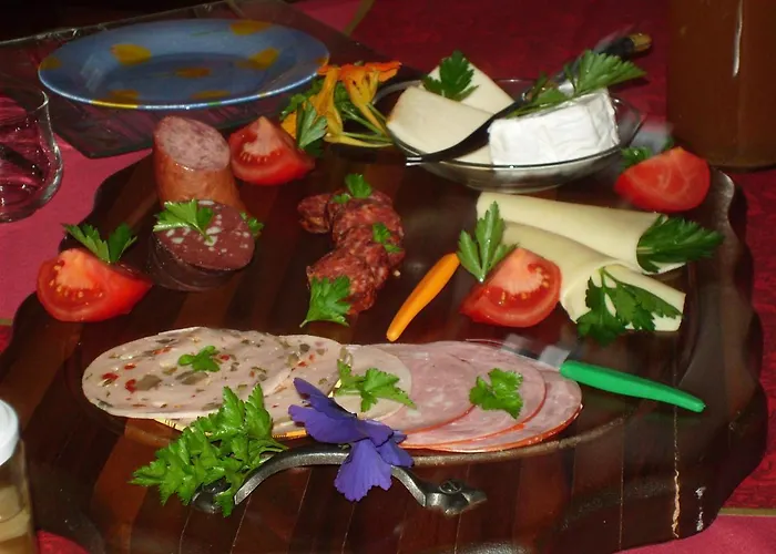 Chez Monika * Monswiller